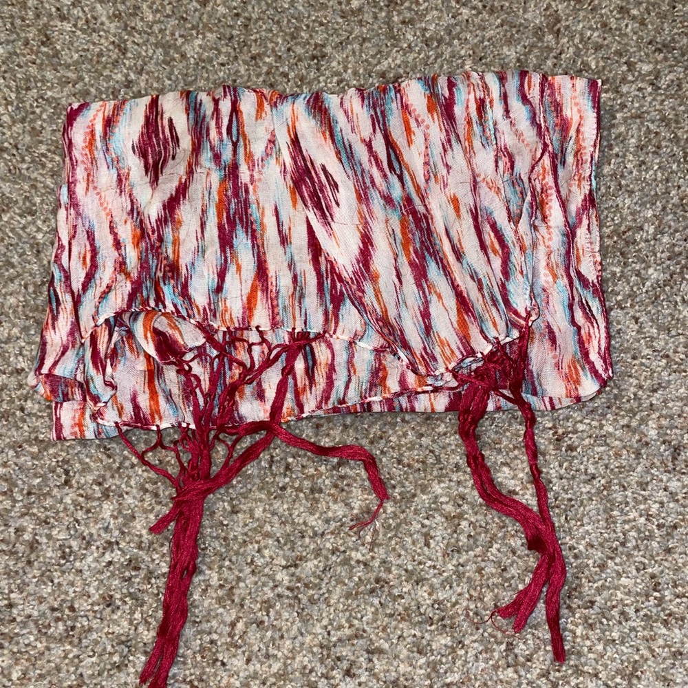 Multi colored scarf. Maurice’s brand. Soft material, good condition.